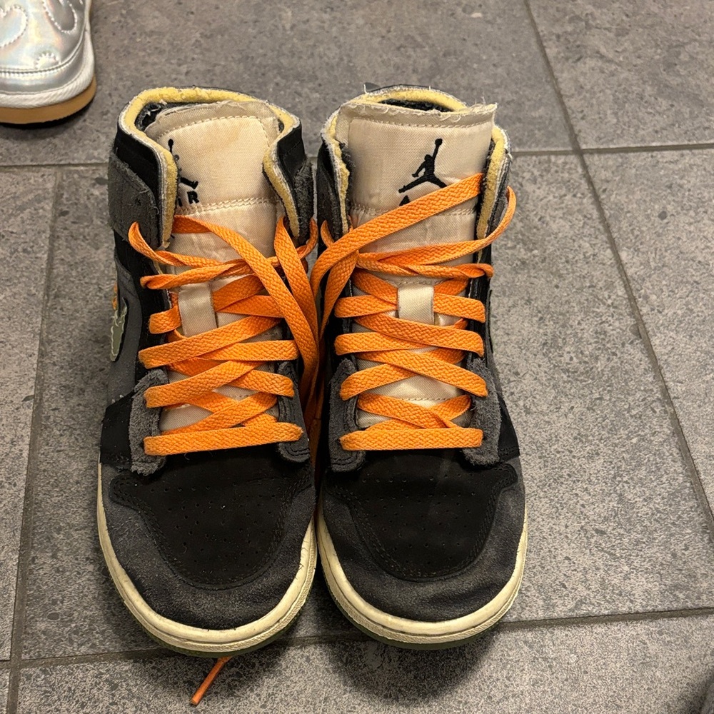 Nike Jordans Kids Sneakers Black and Orange